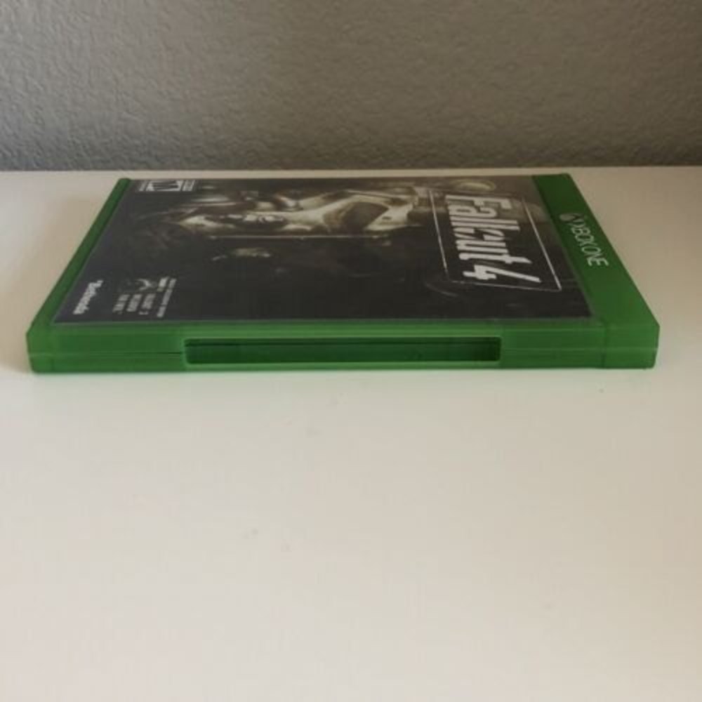 Fallout 4 Microsoft XBox One Video Game Case Inserts Poster - Picture 8 of 9